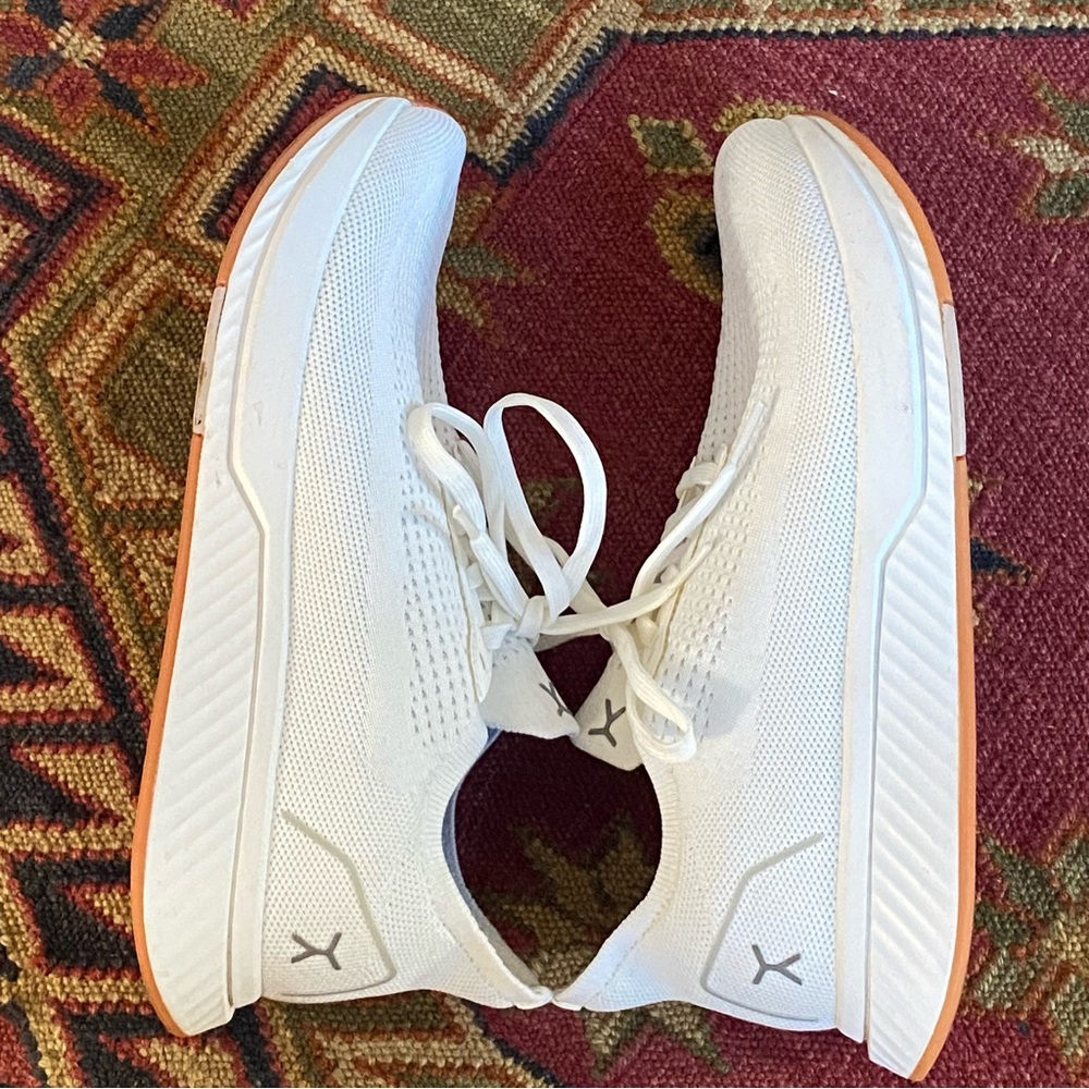 Flux Zero Drop Sneakers - Adapt Runner - White / Gum RN / M8 / W9.5 - Picture 9 of 13